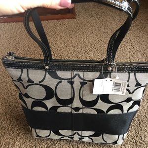 Coach Signature Stripe NWT F13548 Black